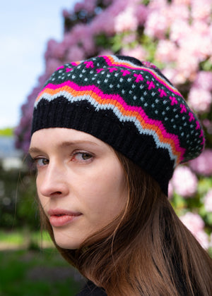 Quinton & Chadwick - Zig Zag Pattern Beret in Pink - HAYGEN