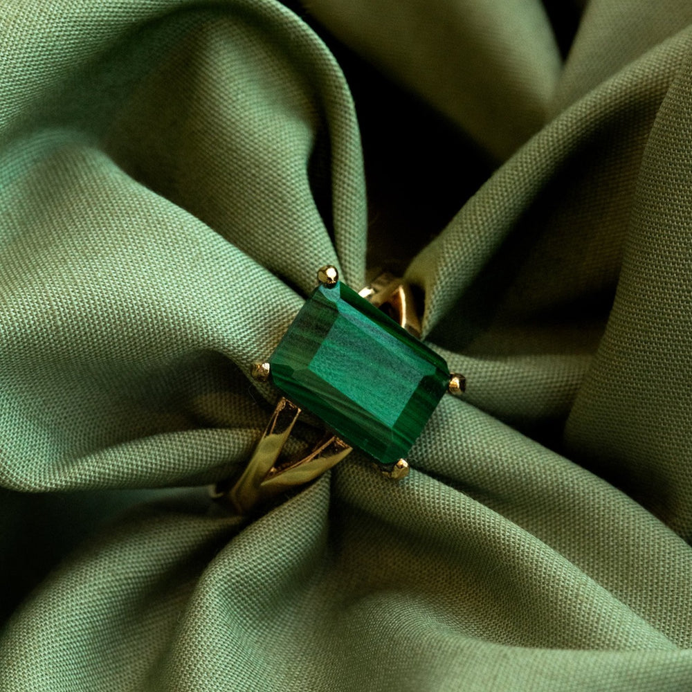 Malachite Claw Set Ring - Gold - HAYGEN