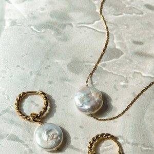 Stationed Flat Pearl Collar Necklace - Gold - HAYGEN