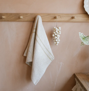 The Timeless Linen Hand/ Tea Towel Antique Cream 50x80cm - HAYGEN