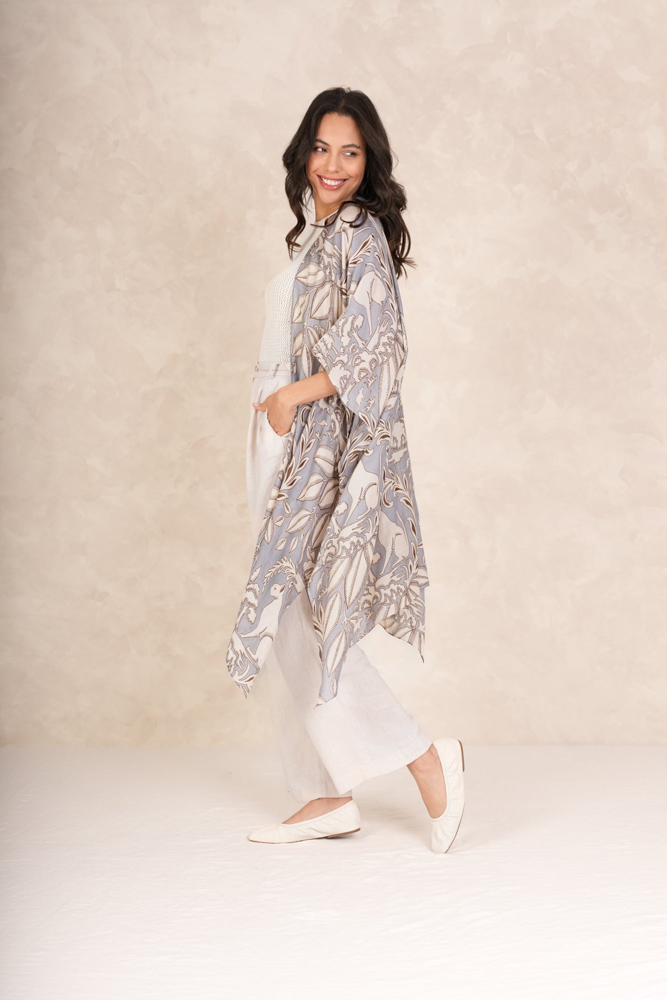 One Hundred Stars - Sphinx Grey Throwover - HAYGEN