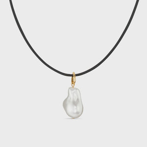 Pearl and Leather Adjustable Necklace - HAYGEN