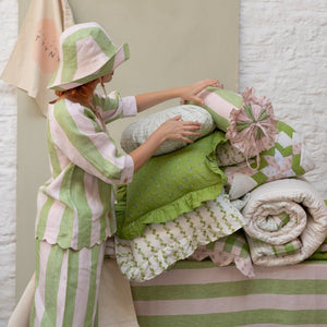 Projektityyny - Seppele Stripe Cushion - Peridot - HAYGEN