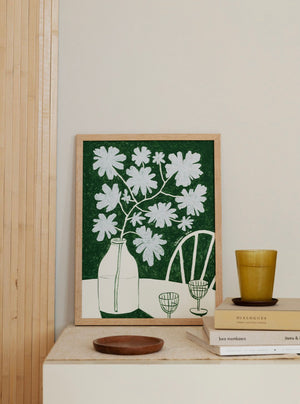 Atelier Aha - Blue Flowers & Red Wine - 50x70cm - HAYGEN