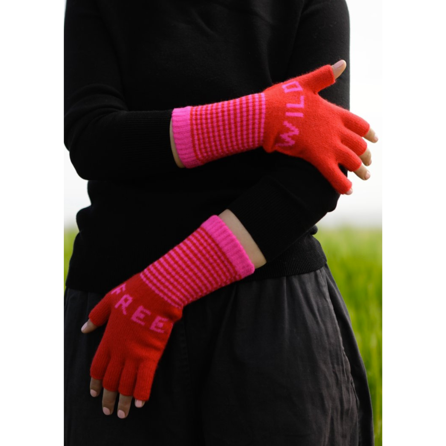 Quinton & Chadwick - WILD & FREE Fingerless Gloves - Red/Fuchsia - HAYGEN